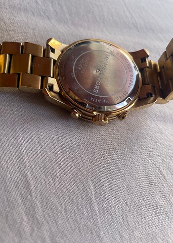  Beden Michael Kors Kadın Altın Renkli Modern Klasik Saat