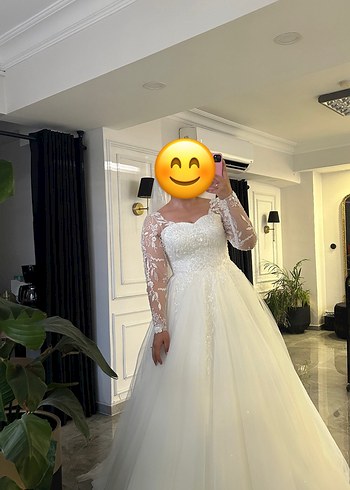 Uzun Kollu Straplez A Kesim Beyaz Gelinlik