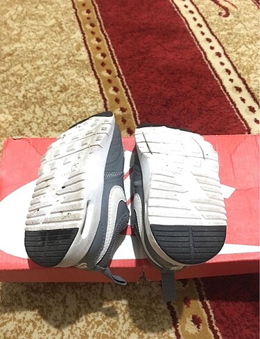 21 Beden Nike Air Max Vision Gri Bebek Ayakkabısı