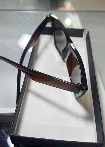 Kahverengi Şeffaf Kadın Güneş Gözlüğü - Görsel 3