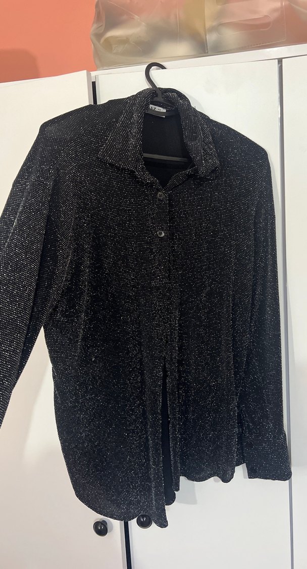 Düğmeli Siyah Uzun Kollu Gömlek - Görsel 3