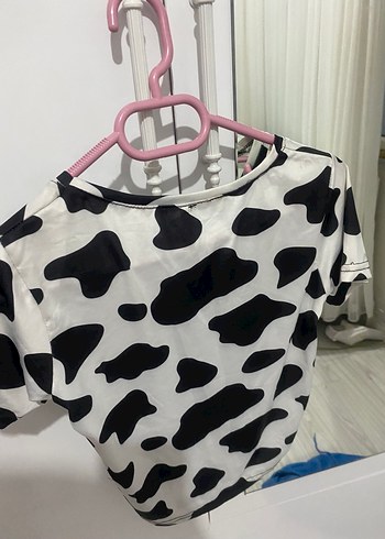 Diğer Beyaz Siyah Desenli Kısa Kollu Crop Top