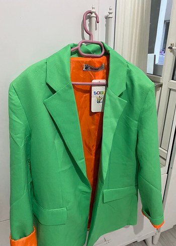 Düğmeli Yeşil Midi Kadın Blazer