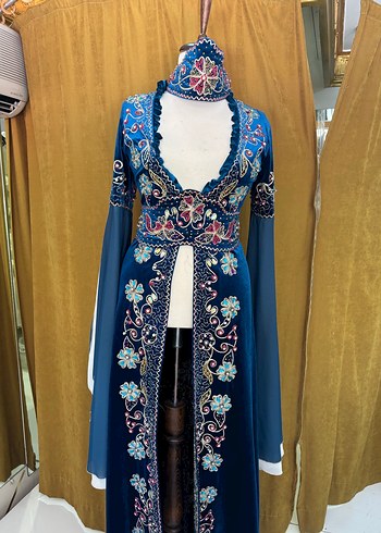 Bindallı Kaftan Mavi Kadife Nakışlı