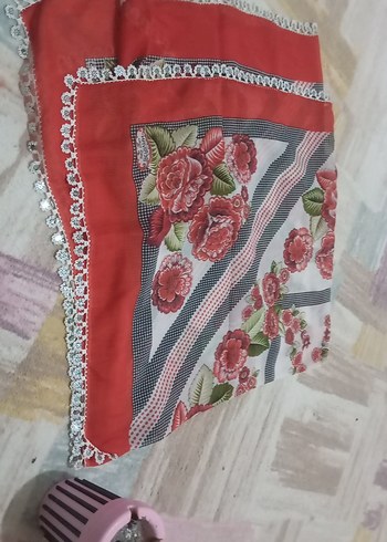Diğer Dantel Detaylı Kırmızı Gri Kadın Fular
