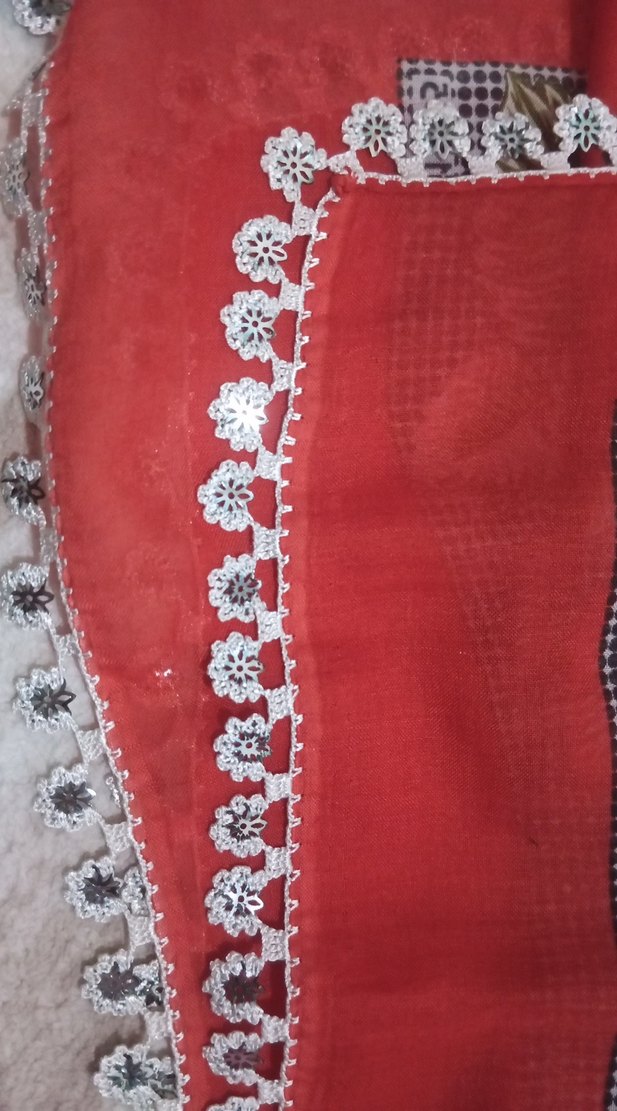 Dantel Detaylı Kırmızı Gri Kadın Fular - Görsel 3