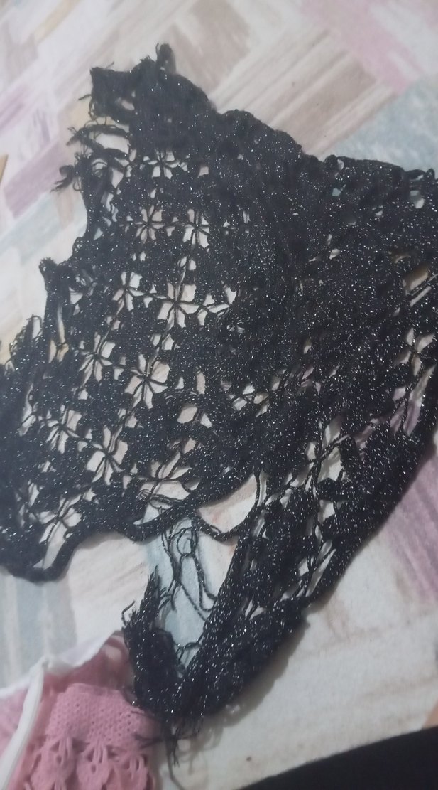 Siyah Dantel Detaylı Kadın Panço - Görsel 2