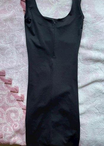 Zara Siyah Kolsuz Midi Kalem Elbise