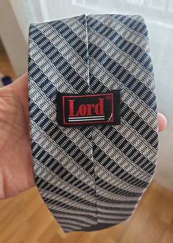 Gri Çizgili Erkek Kravat - Görsel 3