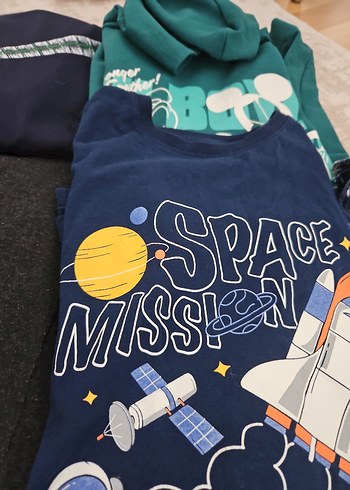 Erkek Çocuk Renkli Baskılı Yeşil Sweatshirt - Görsel 4