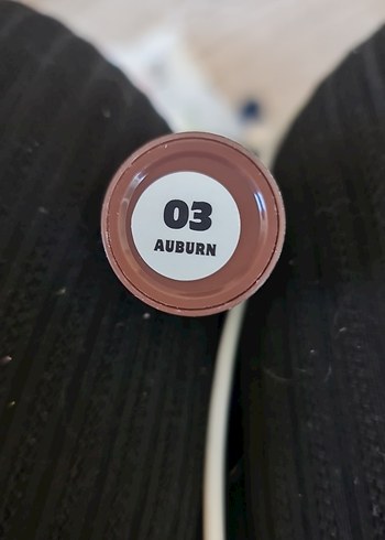 Bej Gri Tonlu Dudak Kalemi - Görsel 2