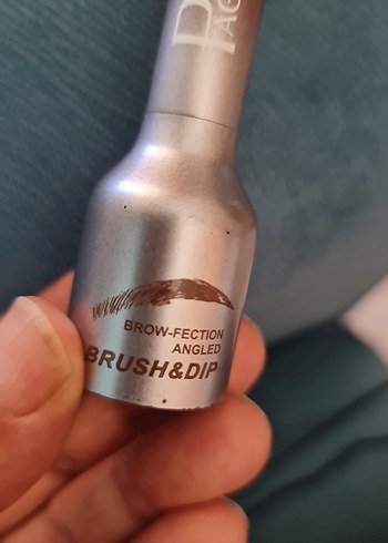 Bej Gri Tonlu Dudak Kalemi - Görsel 5