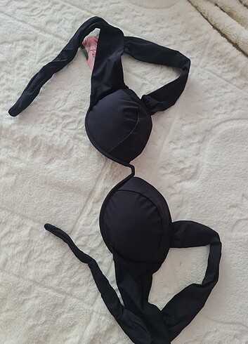 l Beden siyah Renk Penti bikini üst 0 üründür
