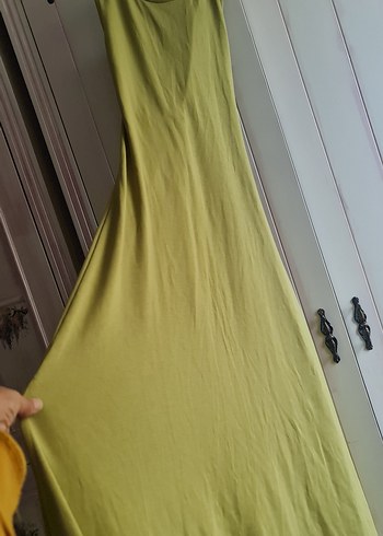 Askılı limon küf ü renkte  sırt dekolteli çok şık gece elbisesi - Görsel 6