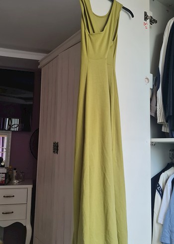 Askılı limon küf ü renkte  sırt dekolteli çok şık gece elbisesi - Görsel 7
