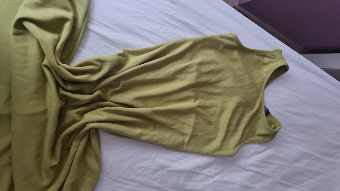 Askılı limon küf ü renkte  sırt dekolteli çok şık gece elbisesi - Görsel 5