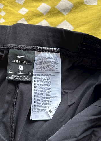 s Beden Nike siyah renkli kadın eşofman