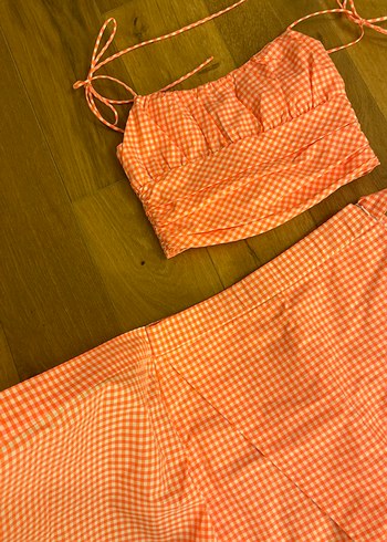 Zara Turuncu Mini şort etek ve crop top Zara takım