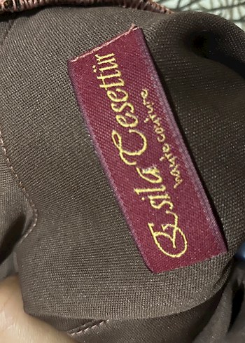 40 Beden Uzun Kollu Yüksek Yaka Vintage Elbise