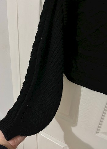 Siyah Boğazlı Örgü Kadın Kazak - Görsel 2