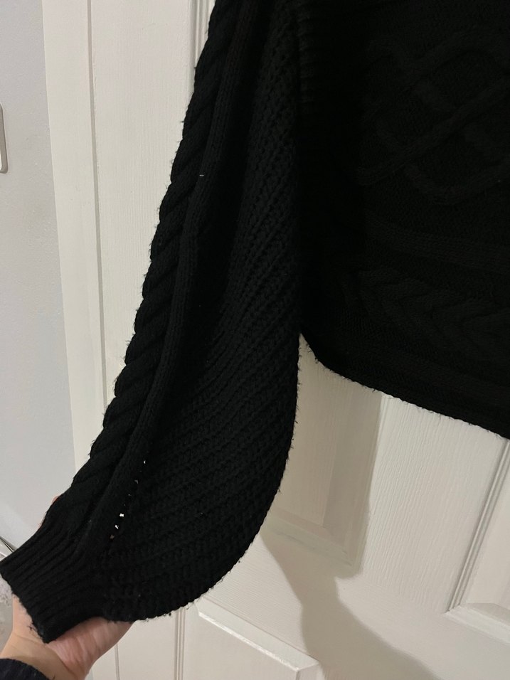 Siyah Boğazlı Örgü Kadın Kazak - Görsel 2