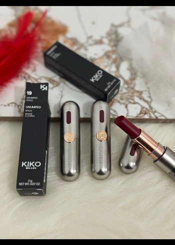 Kiko KIKO Kırmızı Mat Ruj
