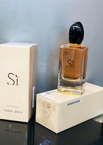 Giorgio Armani Si Kadın Parfümü