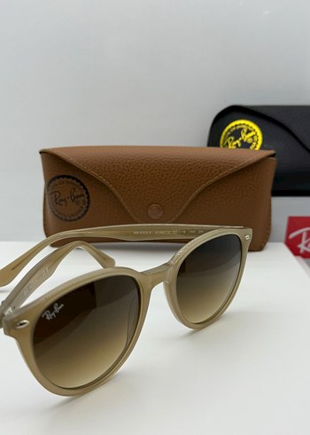 Ray Ban Kahverengi Tokalı Kadın Güneş Gözlüğü