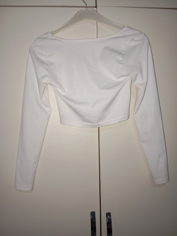 Uzun Kollu Beyaz Kadın Bluz - Görsel 2