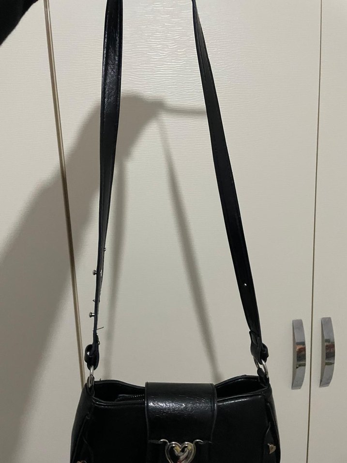 Kalpli Tokalı Siyah Gotik Deri Çanta - Görsel 2