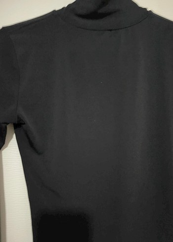 Kadın Siyah Yarım Balıkçı Yaka Uzun Kollu Bluz - Görsel 2