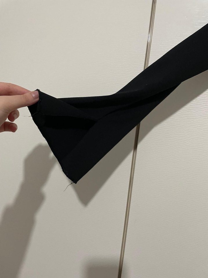 Siyah bağlamalı Uzun Kollu Gotik Bluz - Görsel 3