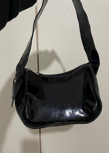 Siyah Deri Tokalı Gotik Kadın Çantası - Görsel 2