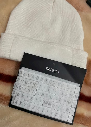 DeFacto Beyaz bere yapışkanlı alfabe  - Görsel 2