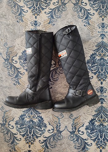 Harley davidson kadın bot - Görsel 2