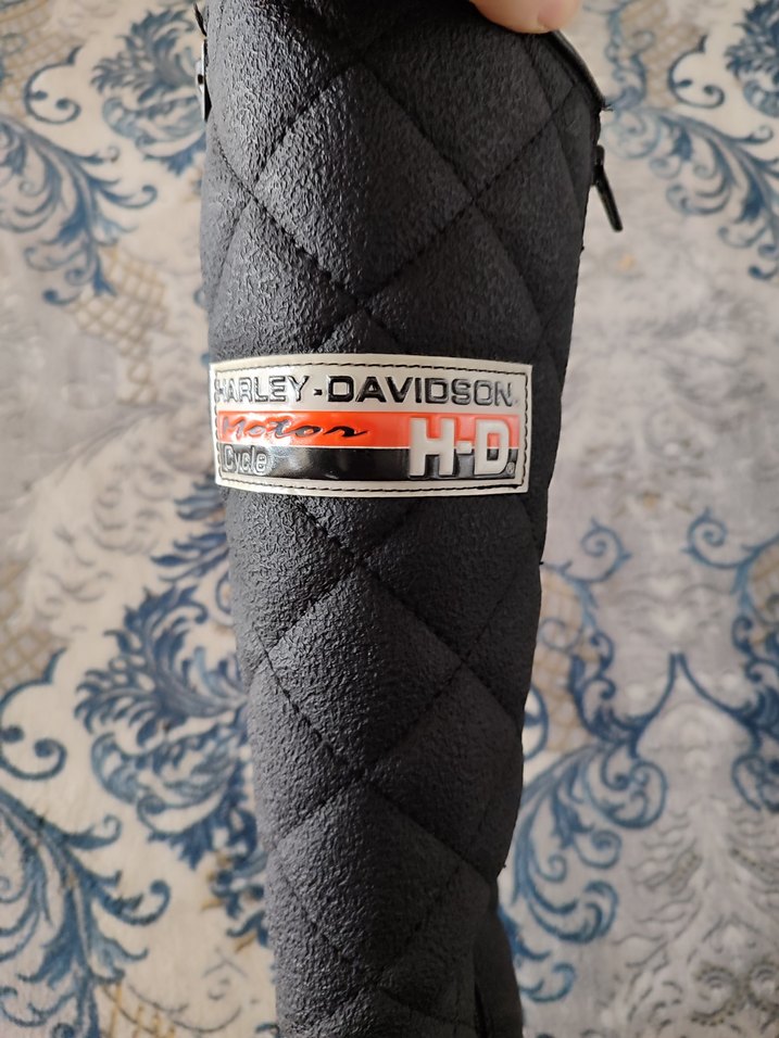 Harley davidson kadın bot - Görsel 3