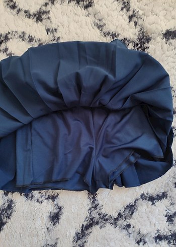 Kemer Detaylı Lacivert Mini Etek - Görsel 4