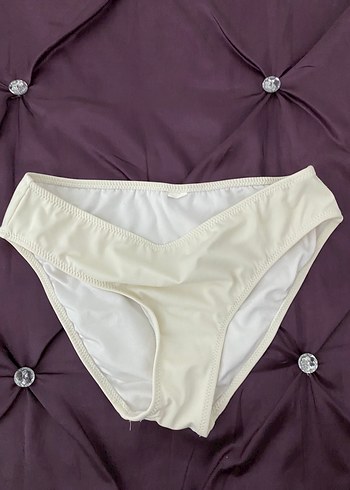 Diğer Beyaz Kadın Bikini Altı