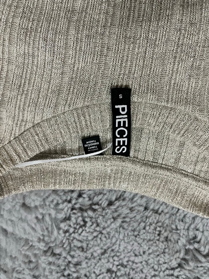 Krem Hafif Parlak Uzun Kollu Bluz - Görsel 3