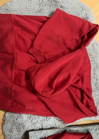 Kırmızı Kapüşonlu Kadın Sweatshirt - Görsel 2