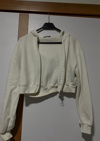 Beyaz kısa kesim fermuarlı kapüşonlu Sweatshirt
