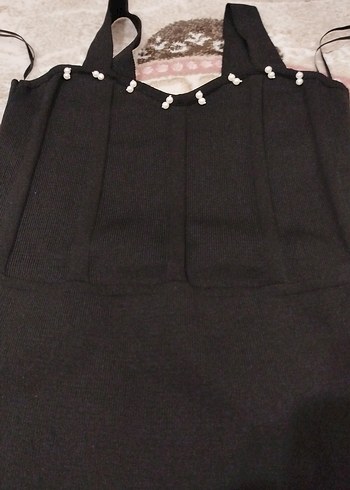 Boncuk Detaylı Siyah Mini V Yaka Elbise - Görsel 4