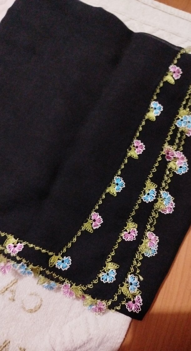 Boncuk İşlemeli Çok Renkli Kadın Şal - Görsel 5