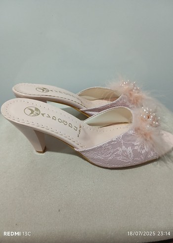 Dantel detaylı kadın topuklu terlik - Görsel 3