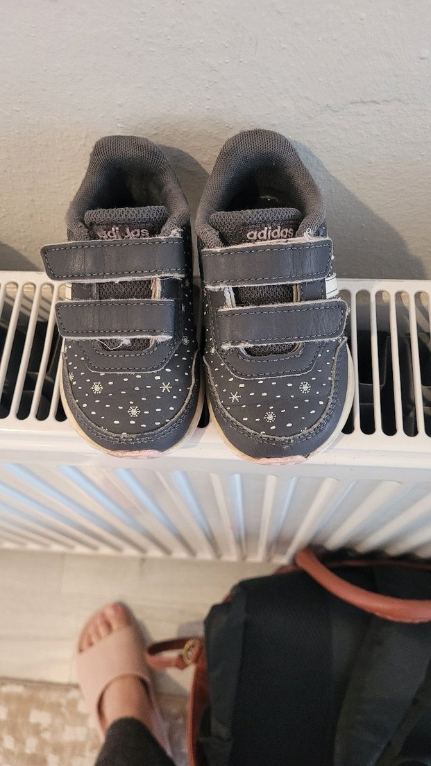 Gri Adidas kız Çocuk Spor Ayakkabı Velcro - Görsel 3