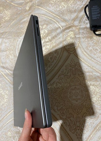 Lenovo Diz Üstü Bilgisayar Laptop - Görsel 8