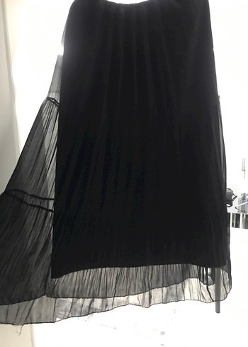 Siyah Pileli Uzun Tül Şifon kumaş astarlı tesettür etek - Görsel 9