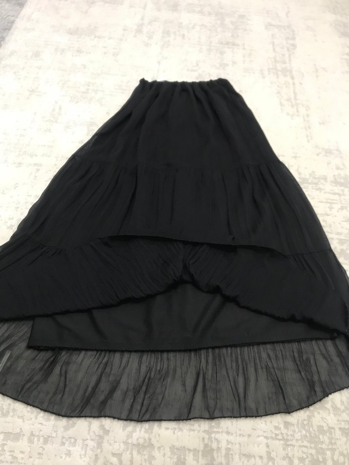 Siyah Pileli Uzun Tül Şifon kumaş astarlı tesettür etek - Görsel 5