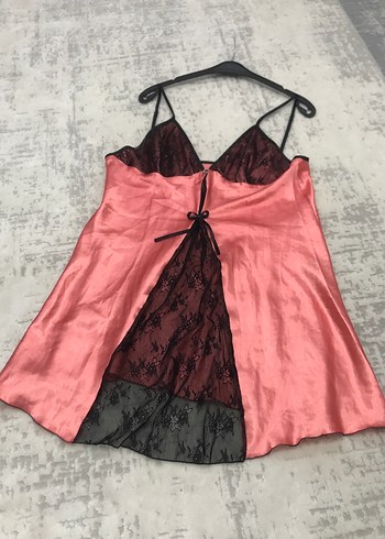 İnce Askılı Midi Parlak saten dantel detaylı gecelik - Görsel 3