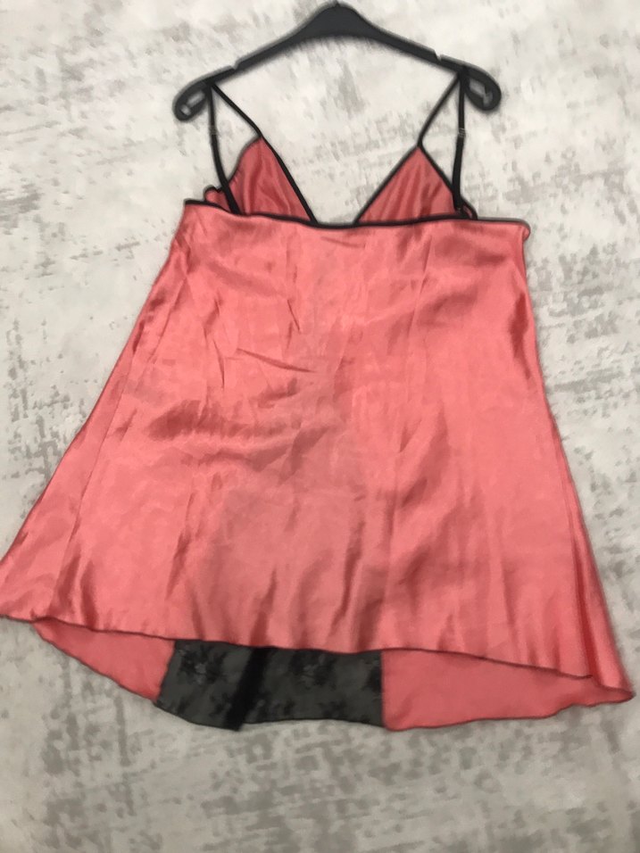 İnce Askılı Midi Parlak saten dantel detaylı gecelik - Görsel 5